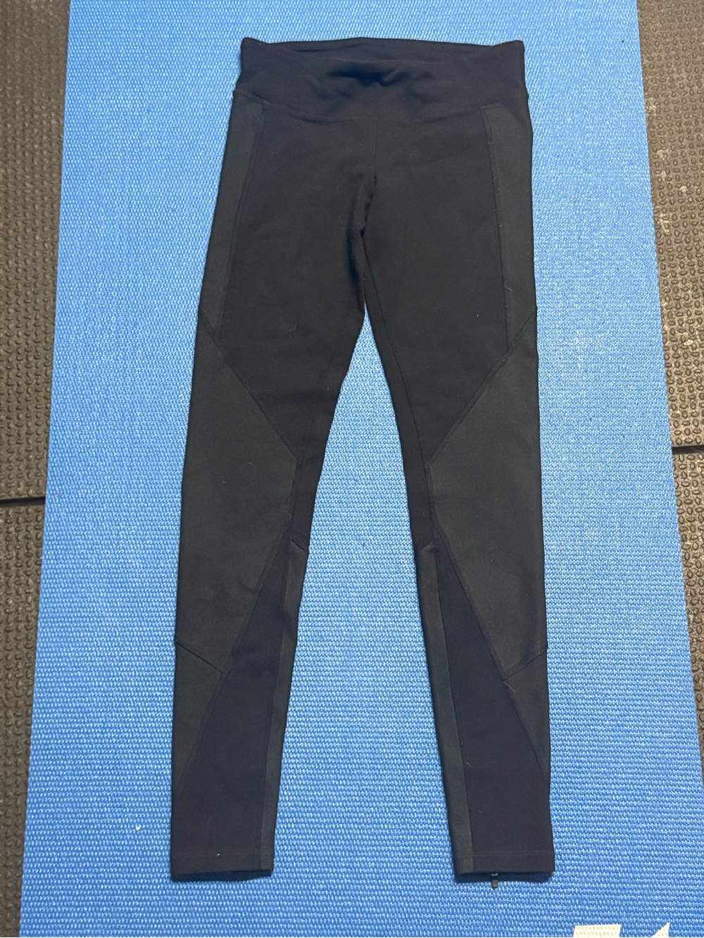 Alo Black High-Waist Athletic Leggings